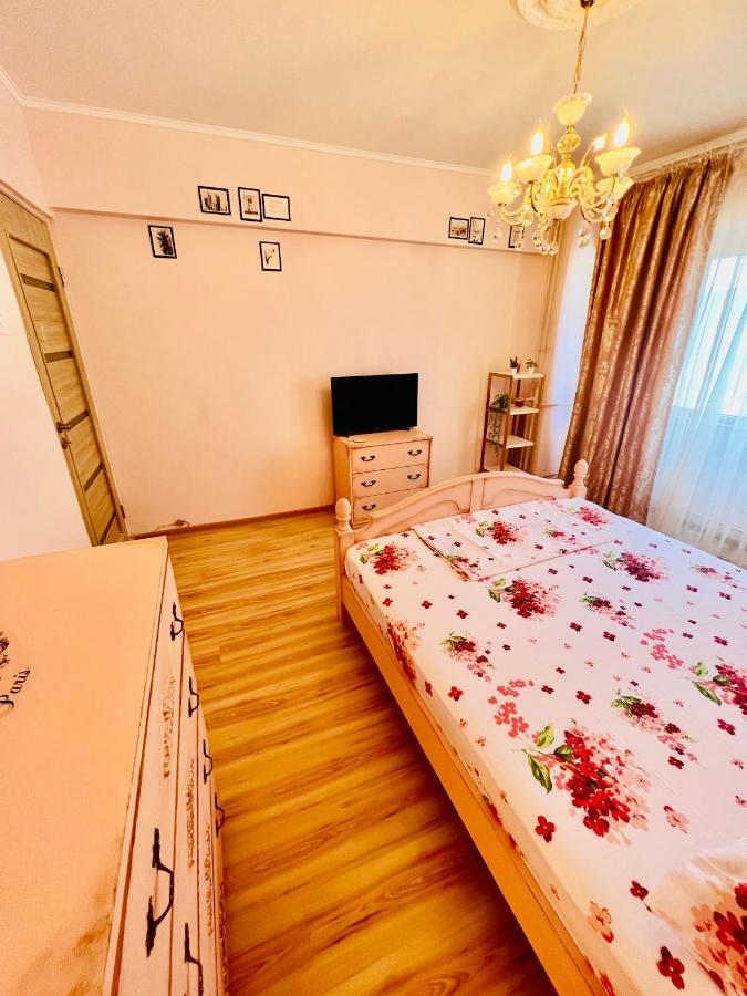 Апартаменты By The Sea For Family Мангалия Экстерьер фото